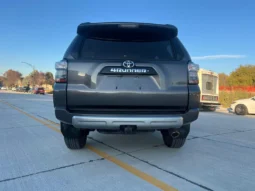 TOYOTA 4Runner Base Grade 2016 Sport Utility Vehicle (SUV)/Multi-Purpose Vehicle (MPV) full