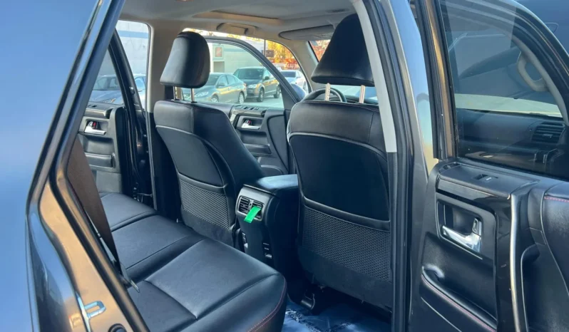 
TOYOTA 4Runner Base Grade 2016 Sport Utility Vehicle (SUV)/Multi-Purpose Vehicle (MPV) full									