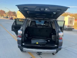 TOYOTA 4Runner Base Grade 2016 Sport Utility Vehicle (SUV)/Multi-Purpose Vehicle (MPV) full