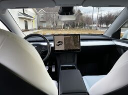 TESLA Model Y 2023 Sport Utility Vehicle (SUV)/Multi-Purpose Vehicle (MPV) full