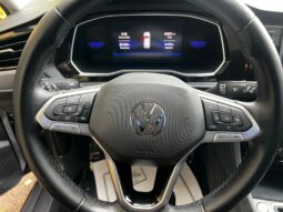 
VOLKSWAGEN Jetta SE w/ Sunroof 2023 Sedan/Saloon full									