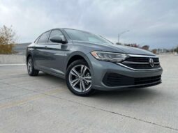 
VOLKSWAGEN Jetta SE w/ Sunroof 2023 Sedan/Saloon full									