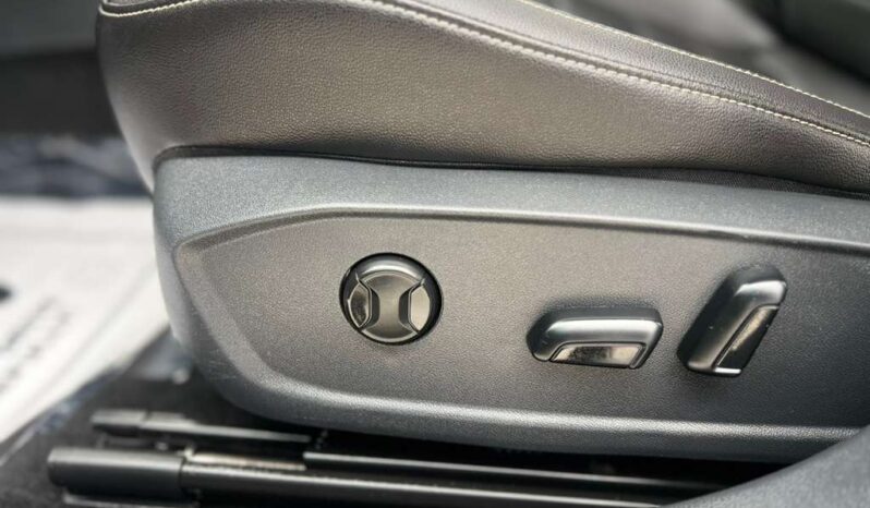 
VOLKSWAGEN Jetta SE w/ Sunroof 2023 Sedan/Saloon full									