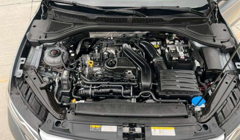 
VOLKSWAGEN Jetta SE w/ Sunroof 2023 Sedan/Saloon full									