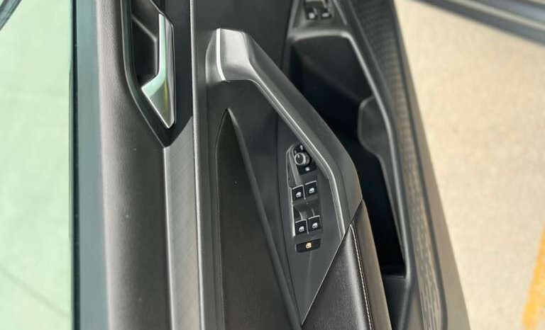 
VOLKSWAGEN Jetta SE w/ Sunroof 2023 Sedan/Saloon full									