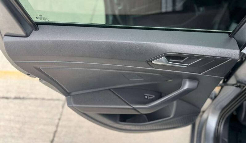 
VOLKSWAGEN Jetta SE w/ Sunroof 2023 Sedan/Saloon full									