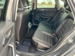 
VOLKSWAGEN Jetta SE w/ Sunroof 2023 Sedan/Saloon full									