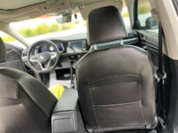 
VOLKSWAGEN Jetta SE w/ Sunroof 2023 Sedan/Saloon full									