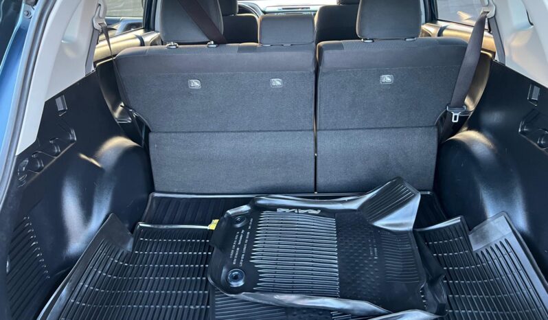
TOYOTA RAV4 XLE 2017 Sport Utility Vehicle (SUV)/Multi-Purpose Vehicle (MPV) full									