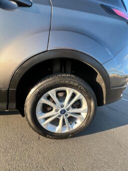 
Ford Escape SE 2017 Sport Utility Vehicle full									