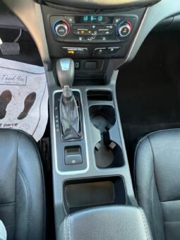 
Ford Escape SE 2017 Sport Utility Vehicle full									