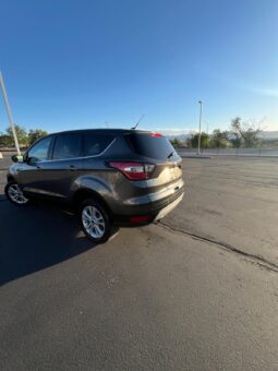 
Ford Escape SE 2017 Sport Utility Vehicle full									