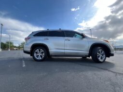 
2016 Toyota Highlander LE Plus AWD full									