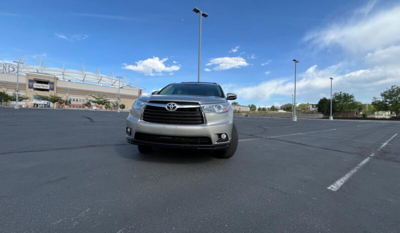 
2016 Toyota Highlander LE Plus AWD full									