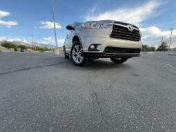 
2016 Toyota Highlander LE Plus AWD full									