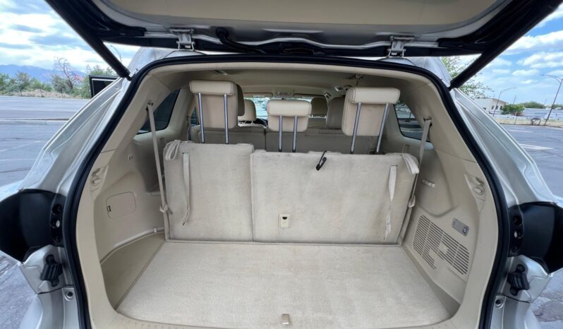 
2016 Toyota Highlander LE Plus AWD full									