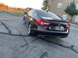 
HONDA Accord TOURING 2018 Sedan full									