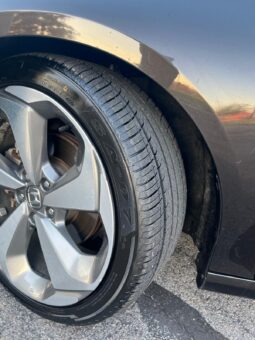 
HONDA Accord TOURING 2018 Sedan full									