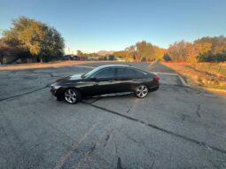 
HONDA Accord TOURING 2018 Sedan full									
